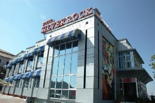 Hotel Silver Rock Mussoorie Exteriör bild